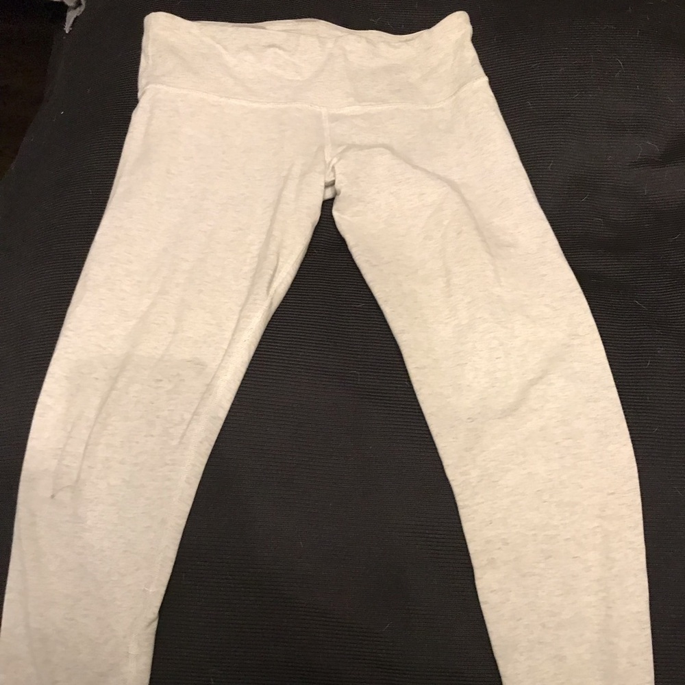 Lululemon cropped leggings - light grey